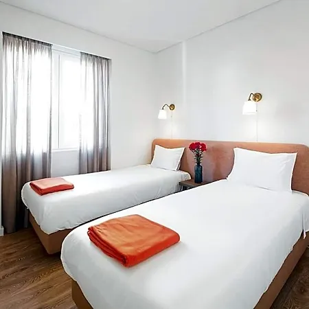 Hotel Lsa Restauradores By Numa 4*